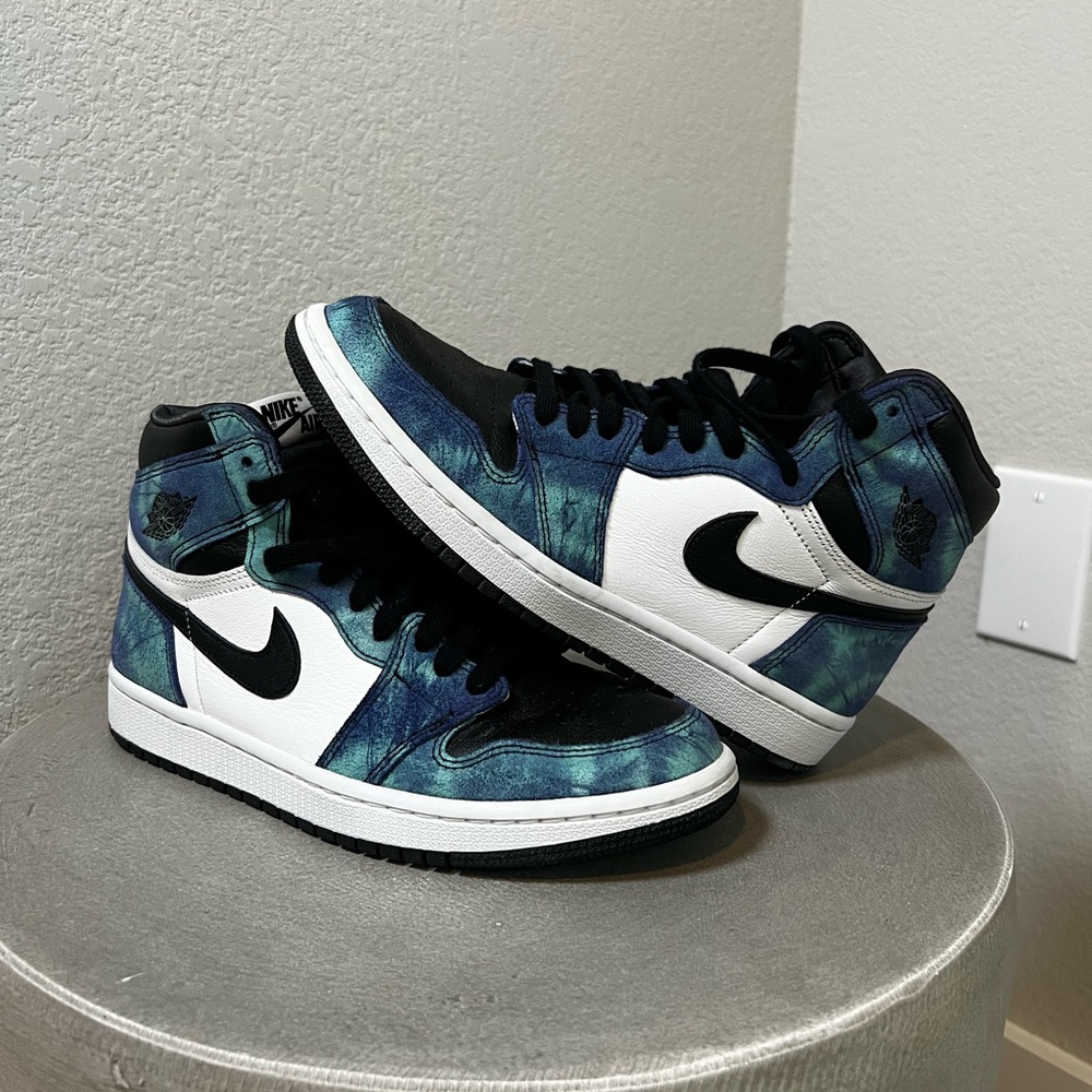 Nike Tie Dye Jordan High-Top Sneakers
